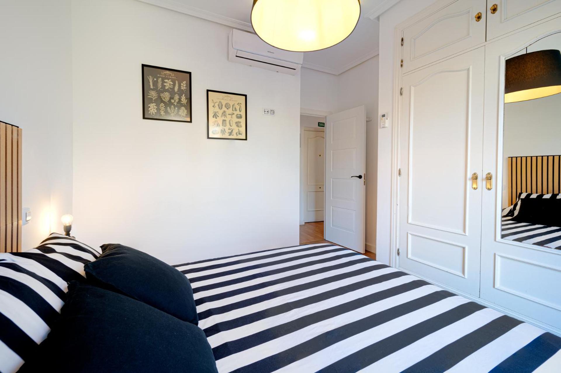 Apartament Glorieta Puerta De Toledo Madrid Camera foto